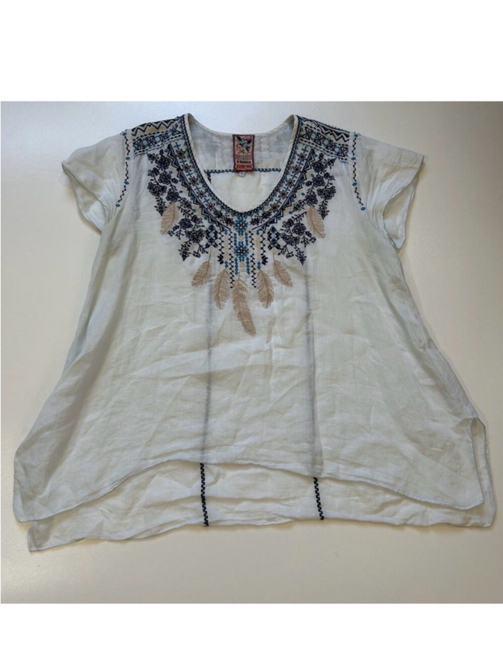 Johnny Was Tunic Blouse White Embroidered Boho Beachy Coastal Cottagecore Size L